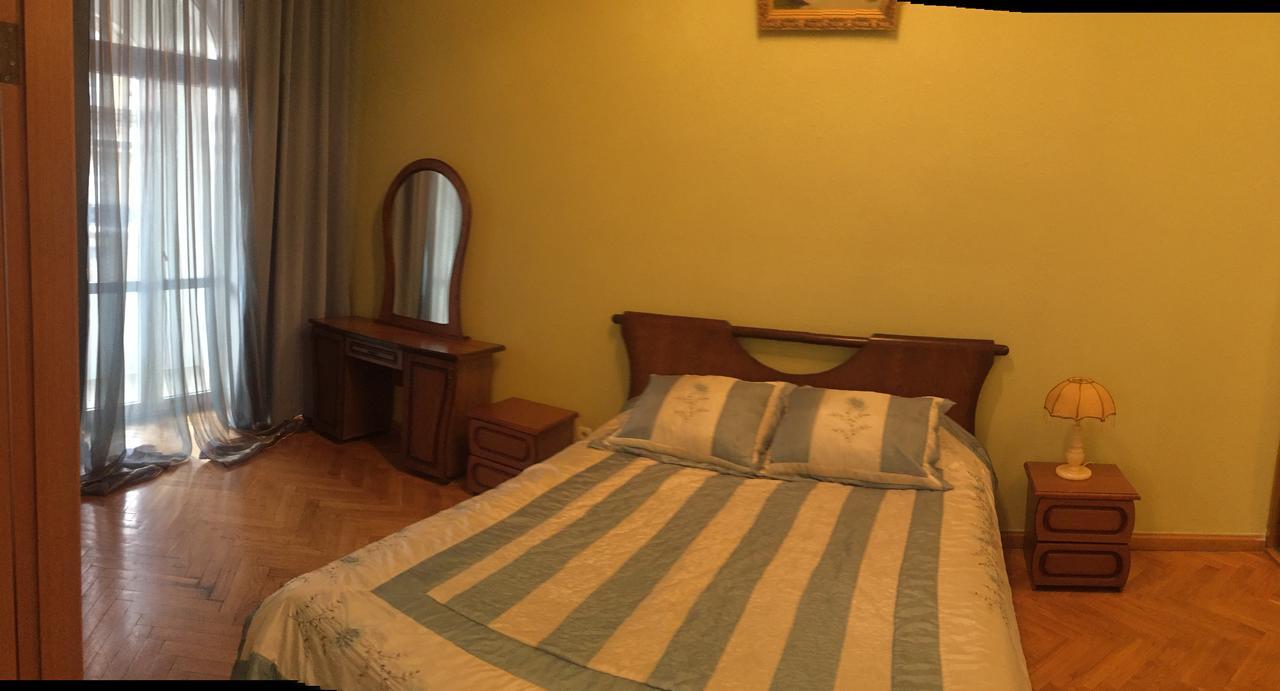The Most Beautiful House Kiev Esterno foto