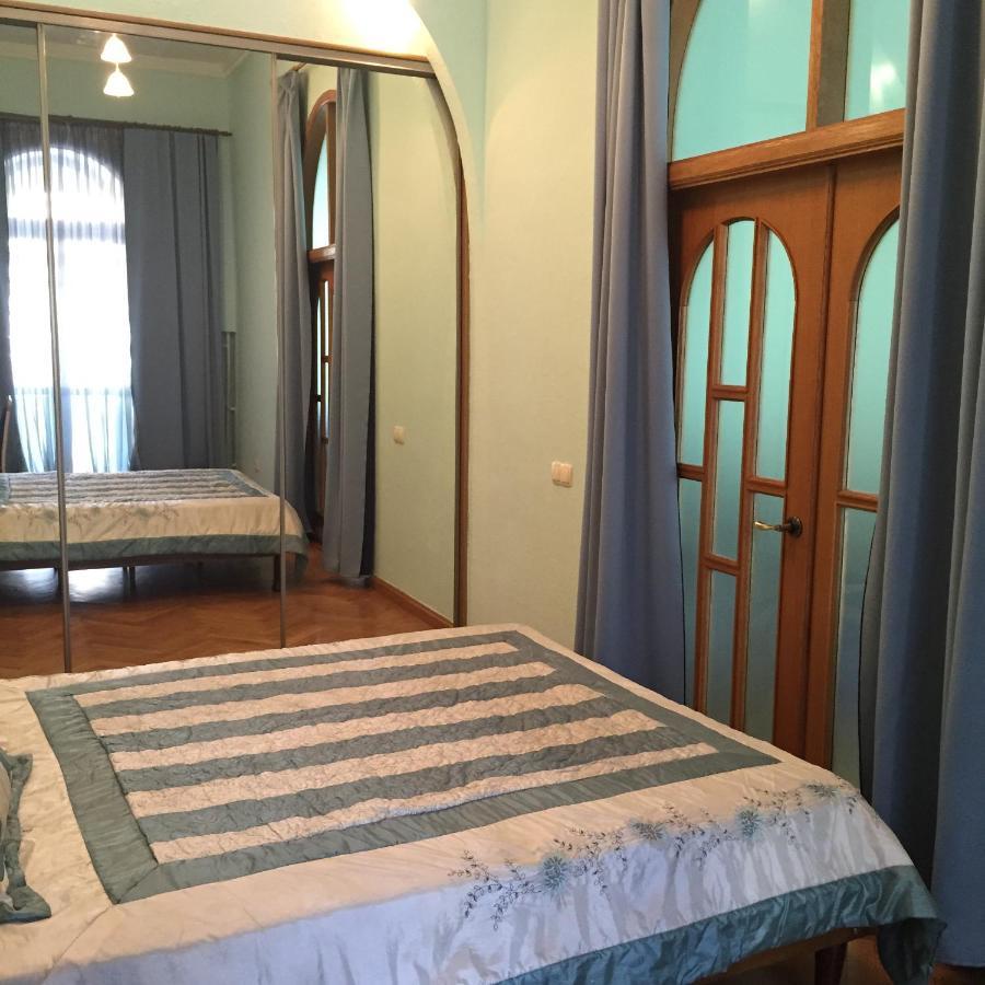 The Most Beautiful House Kiev Esterno foto